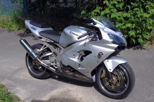 Kawasaki ZX-9