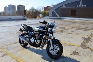 Yamaha XJR1200