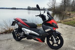 Aprilia SR MAX300