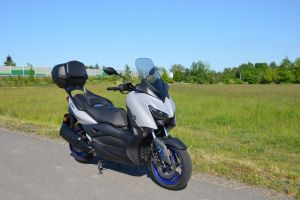 Yamaha X-MaX 300